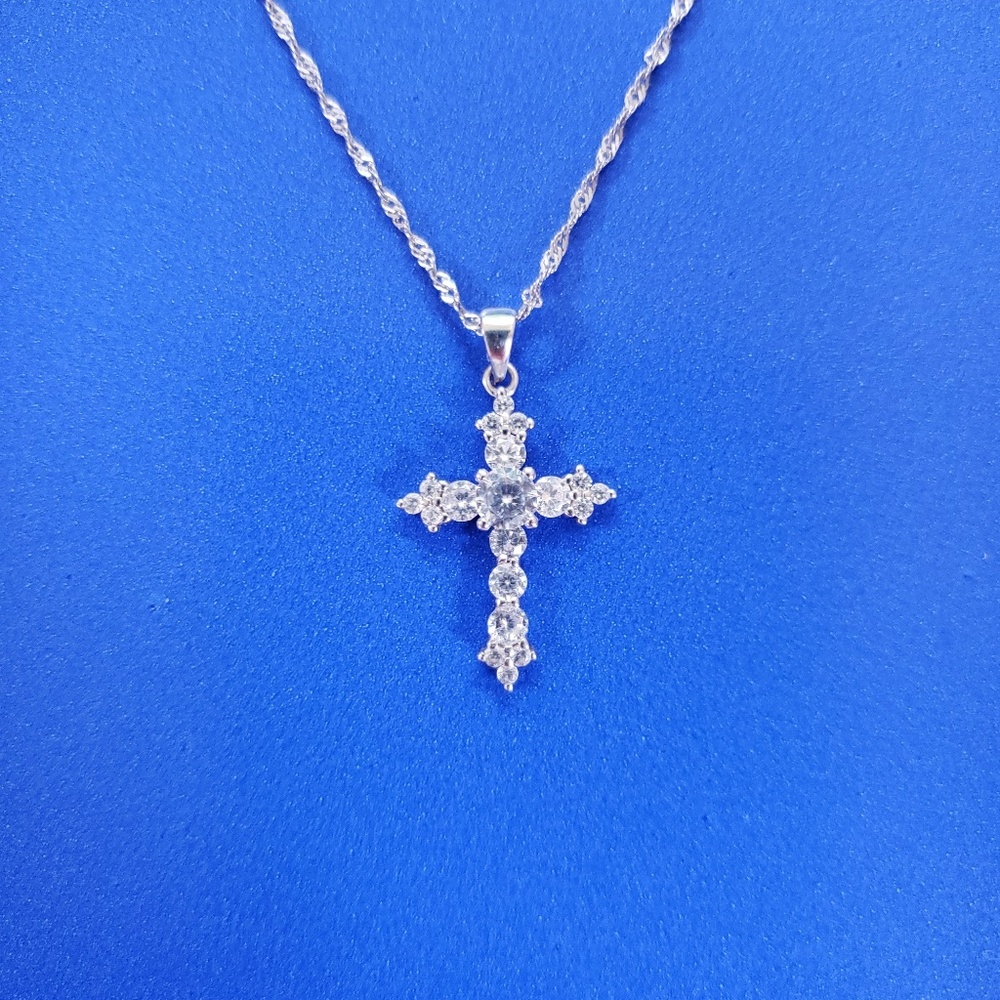 Sterling silver cross chain